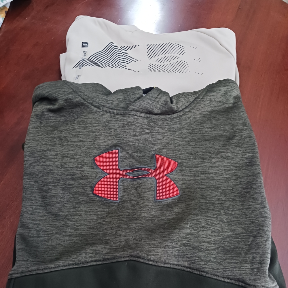 Under Armour Womens Hoodies